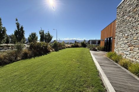 Photo of property in 43 Pounamu Avenue, Albert Town, Wanaka, 9305