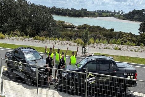 Photo of property in 1 Orawahi Road, Glenbrook, 2681