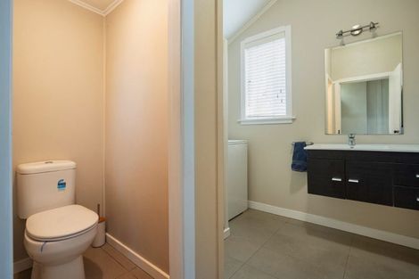 Photo of property in 24 Buscomb Avenue, Henderson, Auckland, 0610