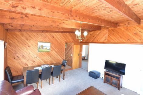 Photo of property in 492 Blockhouse Bay Road, Blockhouse Bay, Auckland, 0600