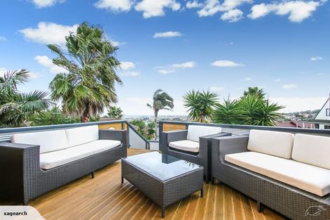 Photo of property in 8 Sophora Place, Totara Heights, Auckland, 2105