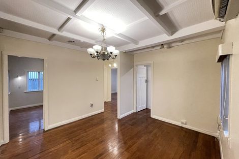 Photo of property in 324 Mount Albert Road, Mount Roskill, Auckland, 1041