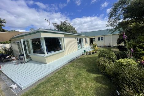 Photo of property in 26 Faulke Avenue, Wainuiomata, Lower Hutt, 5014