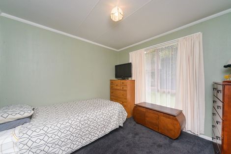 Photo of property in 22 Catlins Crescent, Milson, Palmerston North, 4414