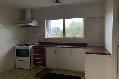 Photo of property in 109 Lincoln Park Avenue, Massey, Auckland, 0614
