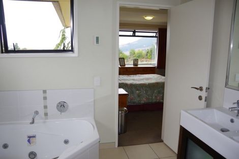 Photo of property in 1030 Mapara Road, Kinloch, Taupo, 3385