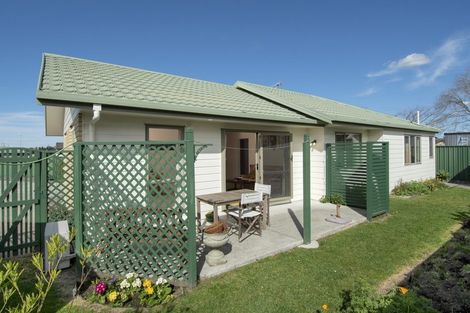 Photo of property in 17 Donegal Place, Katikati, 3129