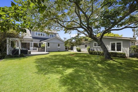 Photo of property in 54 Barrett Street, Westown, New Plymouth, 4310