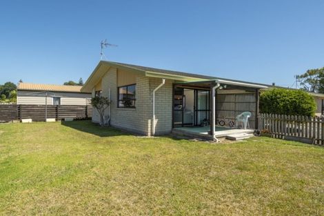 Photo of property in 402b Ngatai Road, Bellevue, Tauranga, 3110