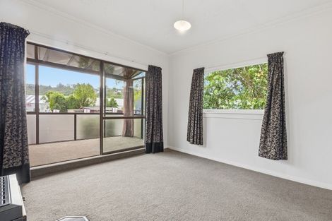 Photo of property in 105 Kaikorai Valley Road, Glenross, Dunedin, 9011