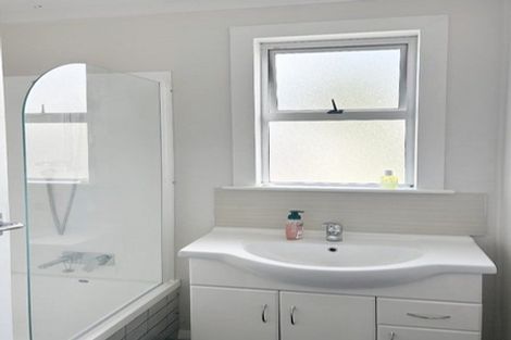 Photo of property in 13 Augustus Street, Carterton, 5713