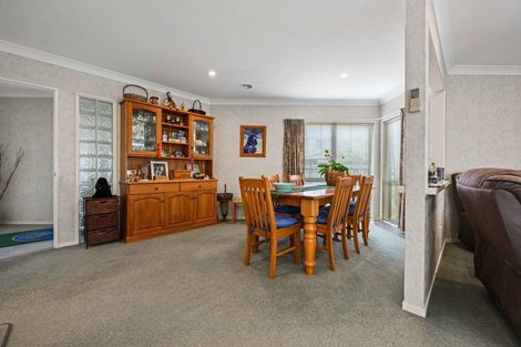 Photo of property in 13 Moverley Place, Pukete, Hamilton, 3200