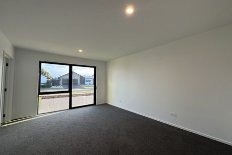 Photo of property in 1 Ferbane Way, Halswell, Christchurch, 8025