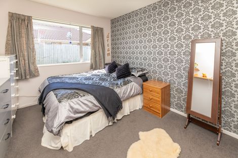 Photo of property in 2 Evergreen Place, Parklands, Christchurch, 8083