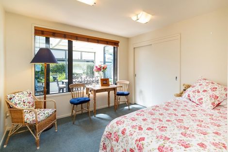 Photo of property in 1 Palmbrook Avenue, Havelock North, 4130