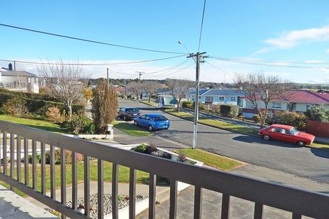 Photo of property in 17 Arrow Crescent, Holmes Hill, Oamaru, 9401