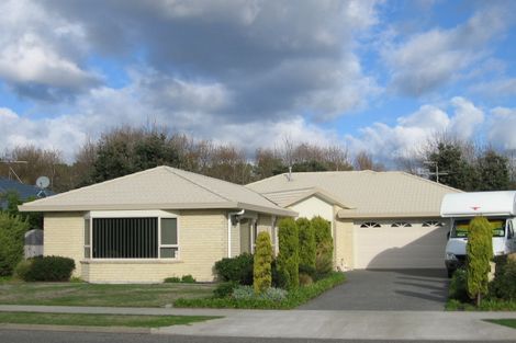 Photo of property in 90 Weggery Drive, Waikanae Beach, Waikanae, 5036