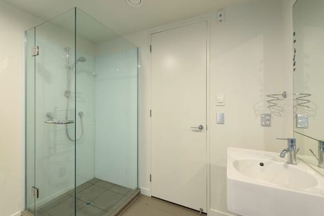 Photo of property in Portal Apartments, 1b/42 Cable Street, Te Aro, Wellington, 6011