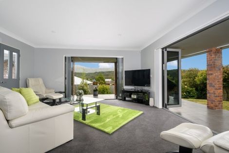 Photo of property in 5 Fantail Heights, Picton, 7220