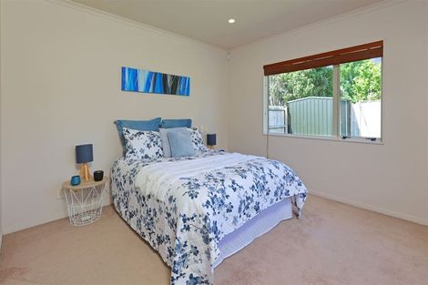 Photo of property in 6 Lantern Court, Henderson, Auckland, 0612