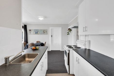 Photo of property in 6 Harper Street, Gonville, Whanganui, 4501