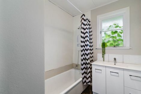 Photo of property in 32b Vaughan Road, Ngapuna, Rotorua, 3010