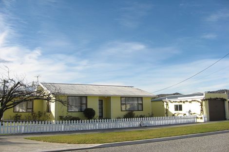 Photo of property in 3 Ashworth Street, Alexandra, 9320