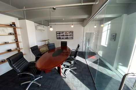 Photo of property in 4c69/118 Broadway, Newmarket, Auckland, 1023