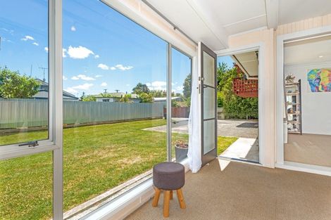 Photo of property in 2/10 Queens Road, Elgin, Gisborne, 4010