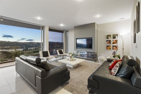 Photo of property in 146 Kittiwake Drive, Schnapper Rock, Auckland, 0632