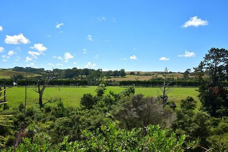 Photo of property in 940 South Head Road, South Head, Helensville, 0874