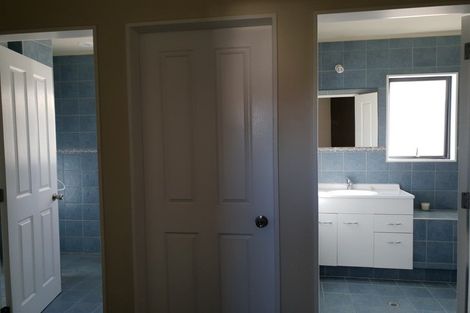 Photo of property in 24c Dickson Road, Papamoa Beach, Papamoa, 3118