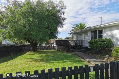 Photo of property in 24 Ronald Place, Manurewa, Auckland, 2102