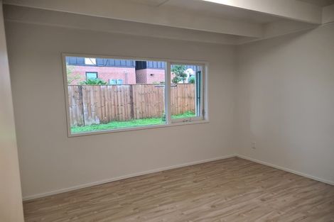 Photo of property in 7/5 Keeling Road, Henderson, Auckland, 0612