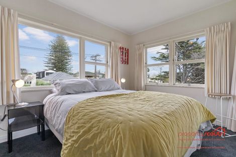 Photo of property in 1/1 Neville Street, Point Chevalier, Auckland, 1022