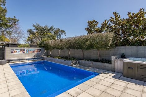 Photo of property in 89b Memorial Avenue, Ilam, Christchurch, 8053