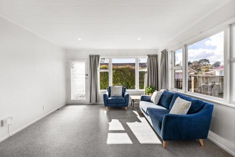 Photo of property in 20a Parera Grove, Heretaunga, Upper Hutt, 5018