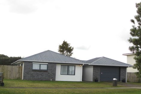 Photo of property in 2 Romeo Street, Stratford, 4332