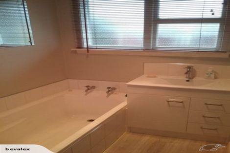 Photo of property in 9 Aztec Place, Redwood, Christchurch, 8051