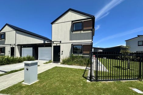 Photo of property in 52 Mawai Hakona Drive, Wallaceville, Upper Hutt, 5018
