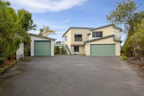 Photo of property in 10 Te Waaka Terrace, Kuratau, Turangi, 3381