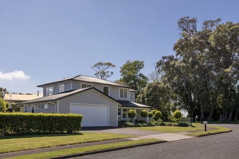 Photo of property in 5 Gellibrand Place, Omokoroa, 3114