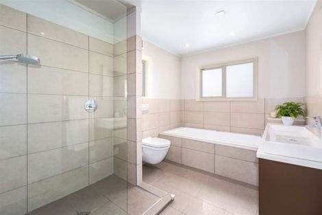 Photo of property in 18 Airlie Road, Plimmerton, Porirua, 5026