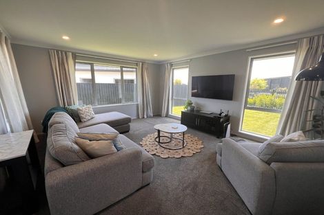 Photo of property in 7 Sarah Street, Marshland, Christchurch, 8083