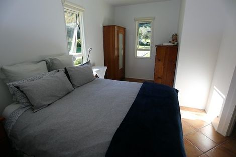 Photo of property in 5564 Kenepuru Road, Waitaria Bay, Picton, 7282