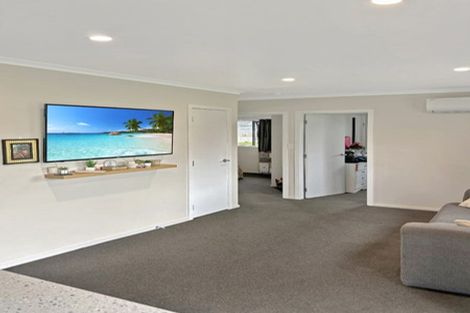 Photo of property in 32 Station Road, Ormondville, 4977