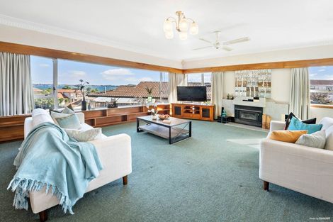 Photo of property in 30 Devon Road, Bucklands Beach, Auckland, 2012
