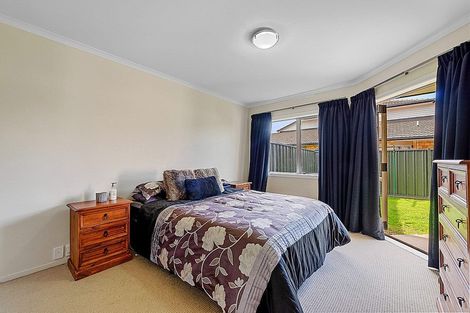 Photo of property in 51/64 Kawaha Point Road, Kawaha Point, Rotorua, 3010