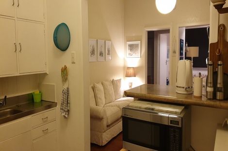 Photo of property in 2 Craig Road, Milford, Auckland, 0620