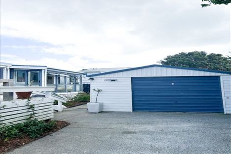 Photo of property in 4 Beach Road, Manly, Whangaparaoa, 0930